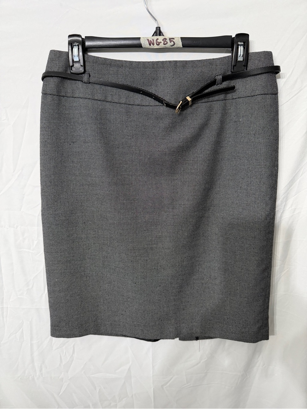 Women’s Liz Claiborne Gray Career Pencil Skirt Size 6 Belt Detail